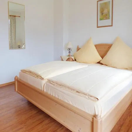 Two-bedroom In 아파트 *
